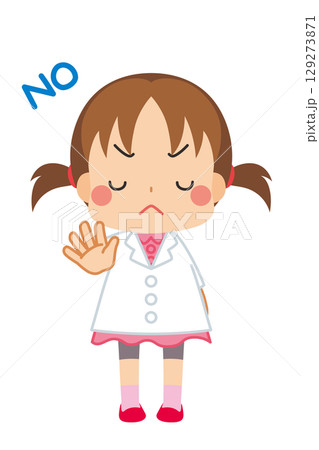 拒絶する白衣を着た可愛い女の子のイラスト　全身　人物　ベクター　白背景 129273871