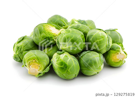 Small heap of brussels sprouts on white background Small heap of brussels sprouts on white background 129275819