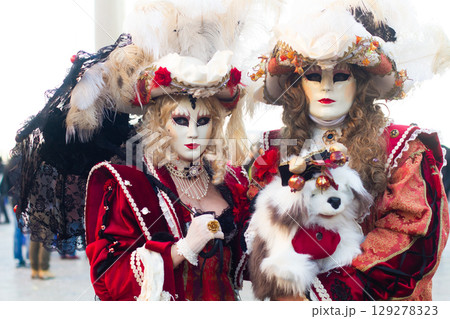 beautiful venetian masks on people during carnival in venice beautiful venetian masks on people during carnival in venice 129278323