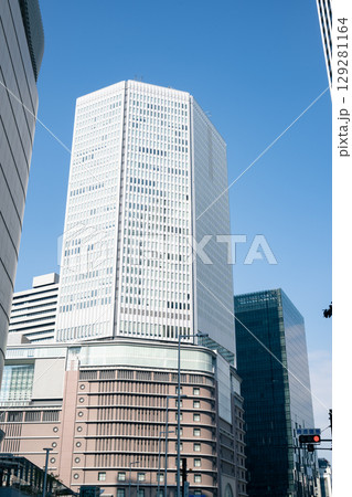 大阪の街並み 129281164