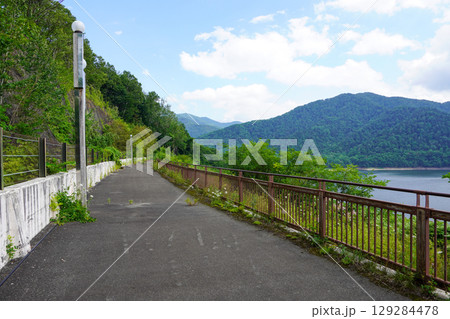 金山ダム展望台（かなやま湖展望台） 129284478