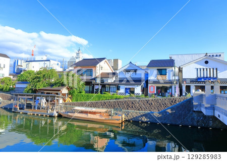 【島根県】ぐるっと松江 堀川めぐり(カラコロ広場乗船場) 【島根県】ぐるっと松江 堀川めぐり(カラコロ広場乗船場) 129285983