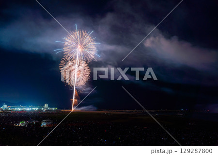 《新潟県》ぎおん柏崎まつり海の大花火大会 129287800
