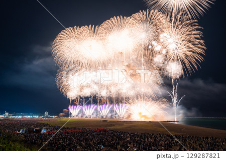 《新潟県》ぎおん柏崎まつり海の大花火大会 129287821