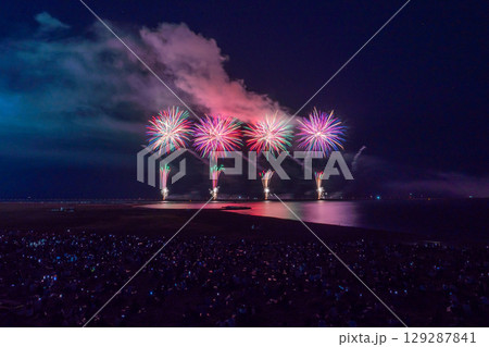 《新潟県》ぎおん柏崎まつり海の大花火大会 《新潟県》ぎおん柏崎まつり海の大花火大会 129287841