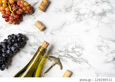 Bottle of wine with fresh grapes Bottle of wine with fresh grapes 129290511