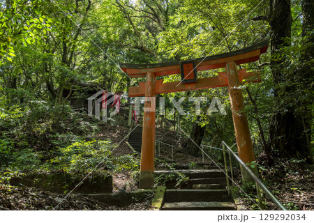 白瀧稲荷大明神　福岡県筑紫野市 129292034