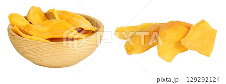 dried mango in wooden bowl isolated on white background 129292124