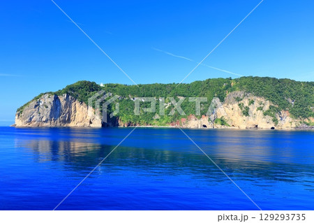 【島根県】隠岐の島の岬の爆裂火口（島後） 129293735