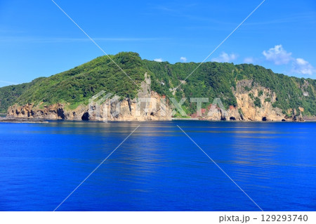 【島根県】隠岐の島の岬の爆裂火口（島後） 129293740