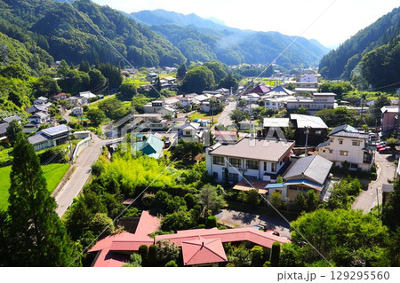 鹿教湯温泉の街並み 129295560