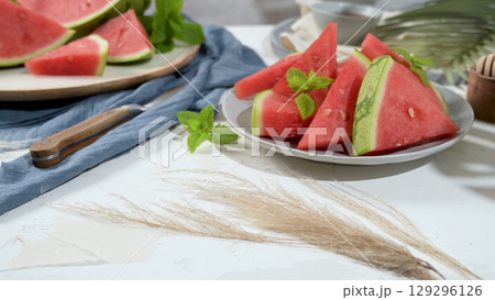 Fresh ripe sliced watermelon 129296126