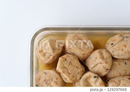 一口サイズのがんもの煮物 - ふっくら、じゅわっと、おいしい 129297608