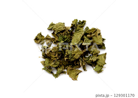 Dried gotu kola herb leaves Dried gotu kola herb leaves 129301170