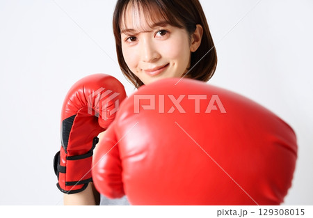 女性ボクサーのイメージ 129308015
