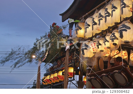 ｢世良田祇園まつり(2025.7.26)｣ 今井屋台と大門屋台 八坂神社の祭礼 叩き合いが近づく 129308482