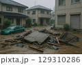 自然災害で崩壊した家 129310286
