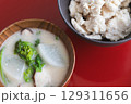 粕汁と酒粕(バラ粕) 129311656