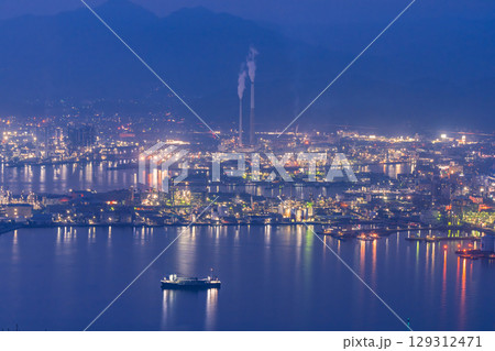 《山口県》周南コンビナート・工場夜景 《山口県》周南コンビナート・工場夜景 129312471