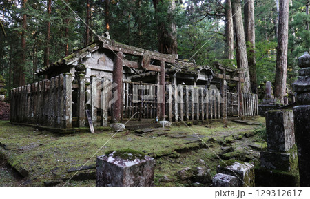 高野山_越前松平家廟所 高野山_越前松平家廟所 129312617
