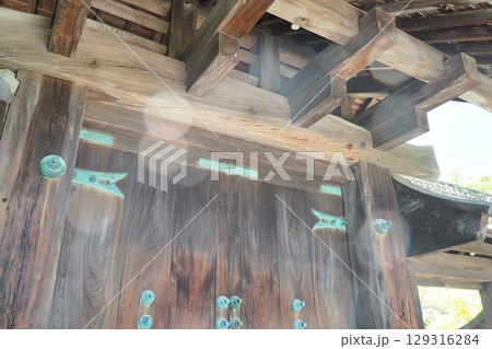 旧山口藩庁門（山口城表門） 129316284