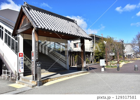小諸市　JR小諸駅に隣接している懐古園近道（文学とふれあいの小径） 129317581