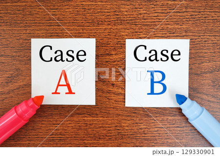 Case AとCase Bの比較と選択を表す写真 Case AとCase Bの比較と選択を表す写真 129330901