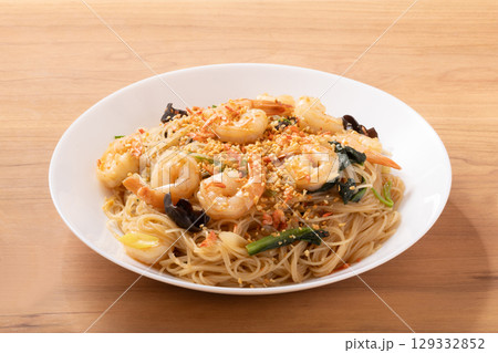 チャオミーフェン（台湾焼きビーフン　干しエビ入り） 129332852