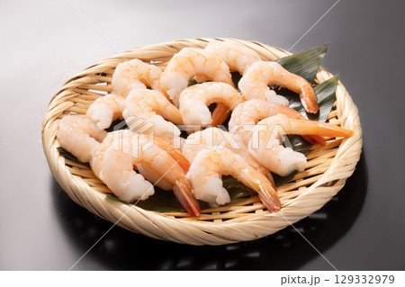 ［ベトナム産］ボイル海老 129332979