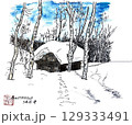 白樺の林に静かにたたずむ厳冬期の北海道の山小屋 129333491