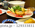 手巻き寿司の夕食のご飯の風景 129333831