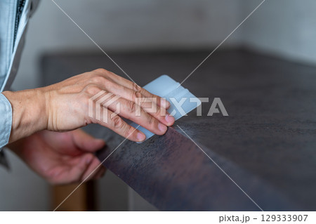 リフォーム　DIY　印刷化粧フィルム施工　ダイノックシート　角　スキージー 129333907