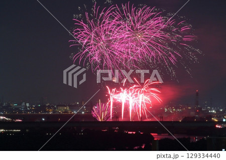 荒川：戸田橋花火大会 SkyFantasia（2025年） 129334440