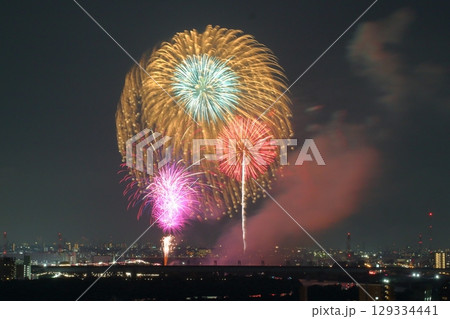 荒川:戸田橋花火大会 SkyFantasia(2025年) 荒川:戸田橋花火大会 SkyFantasia(2025年) 129334441