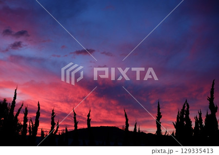 夕焼け 夕焼け 129335413