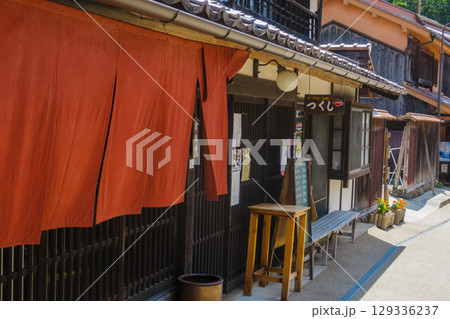 風情ある吹屋の街並み 129336237
