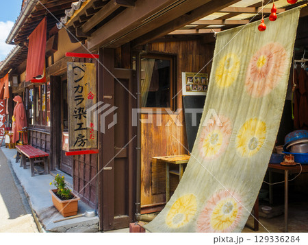 風情ある吹屋の街並み 風情ある吹屋の街並み 129336284
