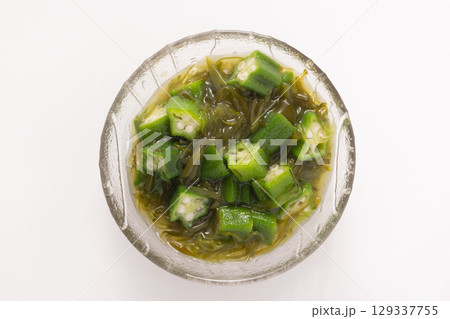 オクラ めかぶ 麺つゆ和え オクラ めかぶ 麺つゆ和え 129337755