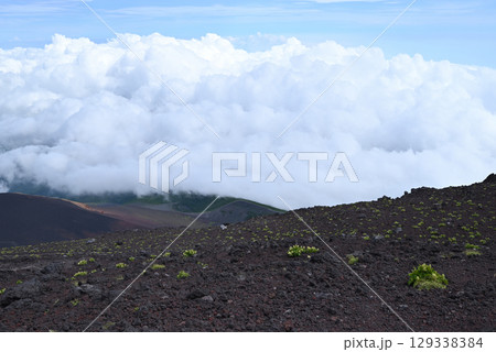 富士山、登山、富士宮ルート、静岡県 富士山、登山、富士宮ルート、静岡県 129338384