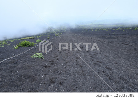 富士山、登山、富士宮ルート、静岡県 富士山、登山、富士宮ルート、静岡県 129338399