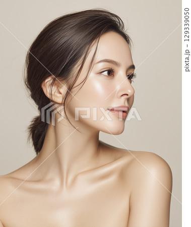 女性のスキンケアイメージ 女性のスキンケアイメージ 129339050