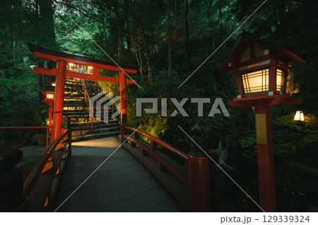 Traditional lanterns at Kifune Shrine in summer evening in Kyoto, Japan 129339324