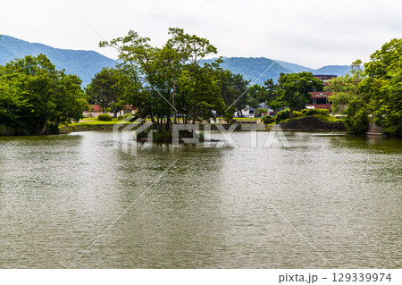 【北海道_函館市_大沼公園】睡蓮やネムロコウホネの出迎の大沼国定公園 【北海道_函館市_大沼公園】睡蓮やネムロコウホネの出迎の大沼国定公園 129339974