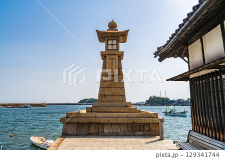 《広島県》常夜灯・鞆の浦の港 129341744