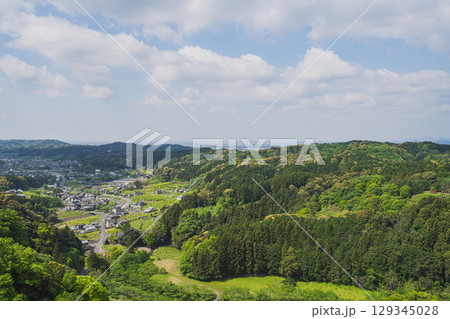 磐田市にある獅子ヶ鼻公園から見た景色(静岡県) 磐田市にある獅子ヶ鼻公園から見た景色(静岡県) 129345028