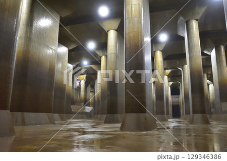 首都圏外郭放水路　 129346386