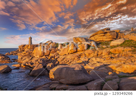 Ploumanac'h Lightouse of Mean Ruz, cotes-d'armor, brittany, fran 129349266