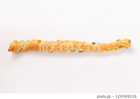 枝豆チーズスティック　パン 129349318