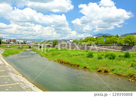 京都・鴨川 129350808