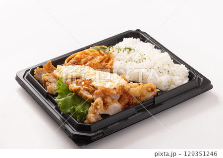 タルタルチキン南蛮　弁当 129351246